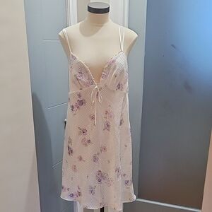 Floral Print Lace Pajama Set (Robe And Chemise) in Cream and Purple